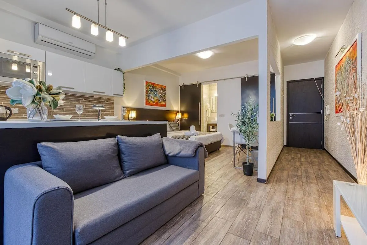 Stylish 1Bedroom Studio In The Heart Of St Julians 203 Saint Julian's Malta